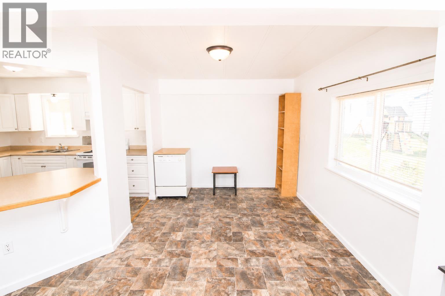 2750 Middleton Road Property Photo 10