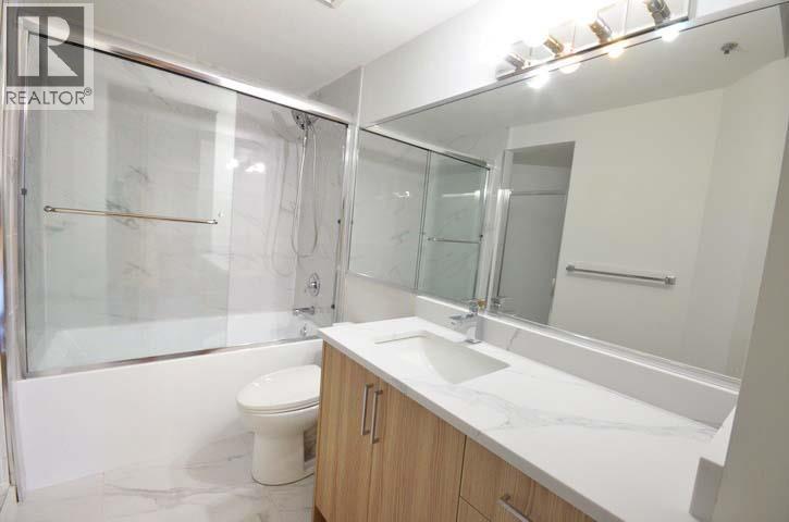 405 7071 Blundell Road Property Photo 10