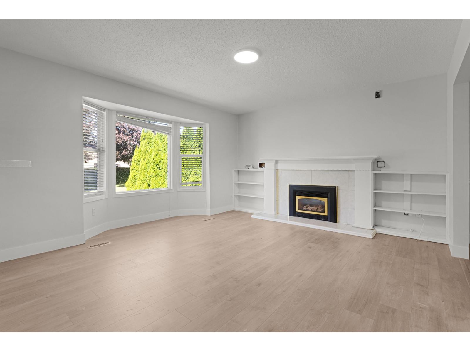 8852 Charles Street Property Photo 5