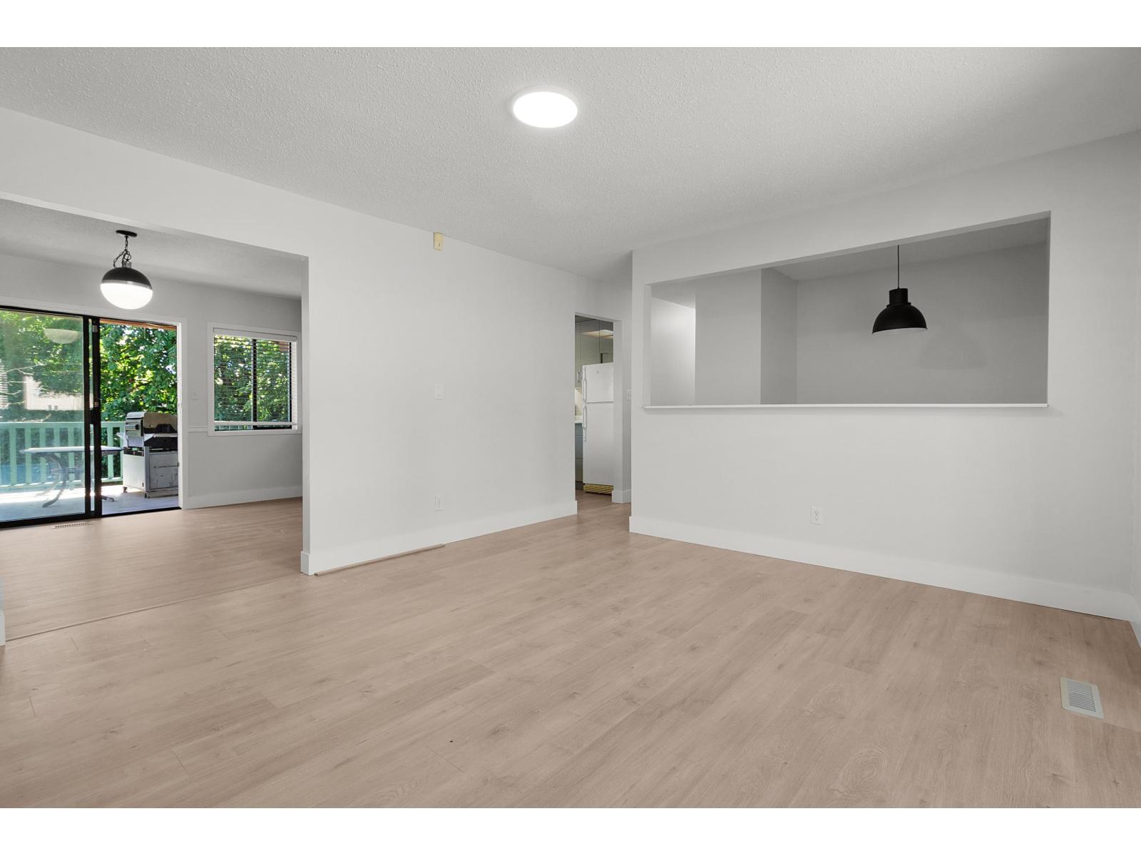 8852 Charles Street Property Photo 6