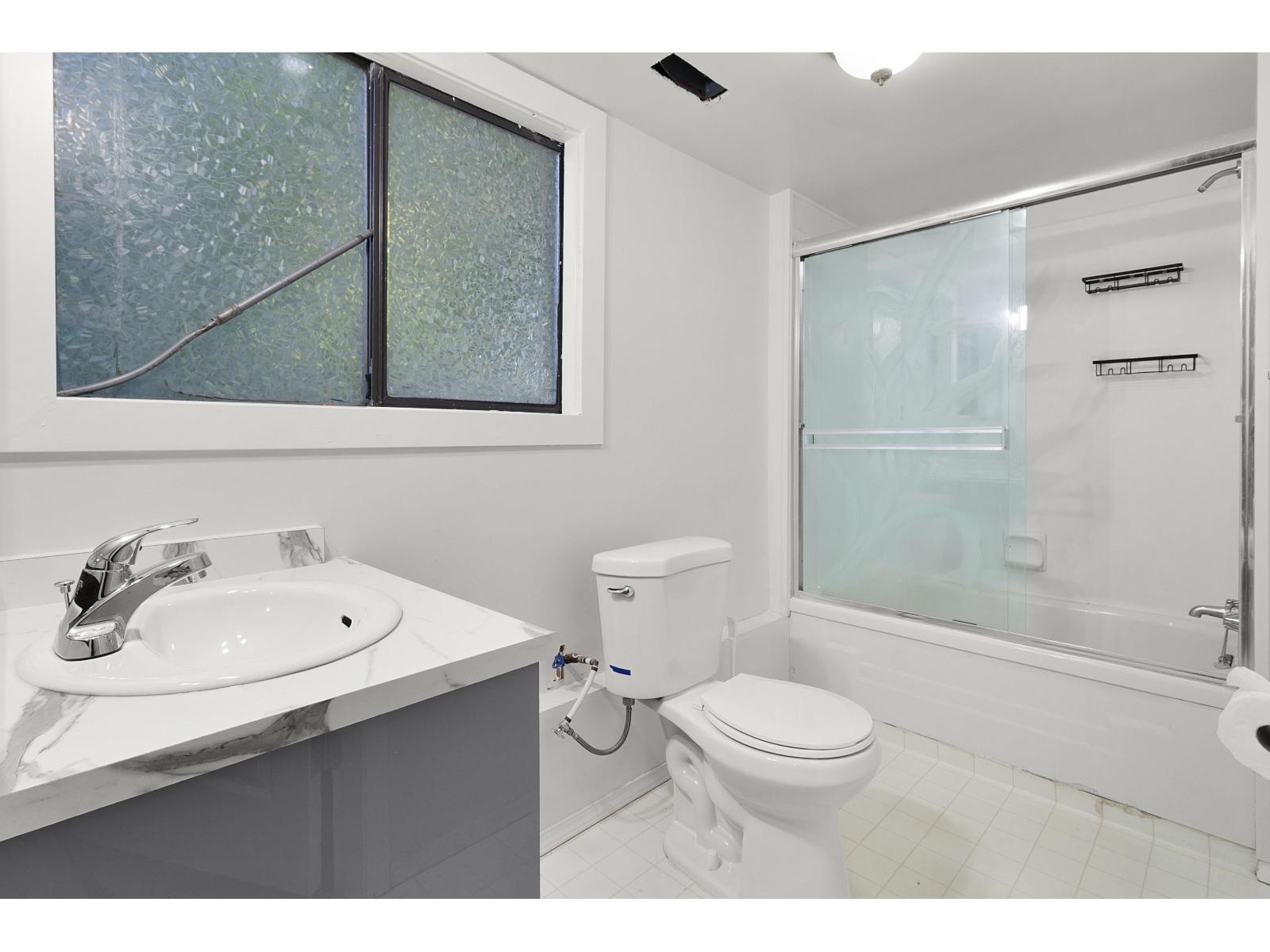 8852 Charles Street Property Photo 25
