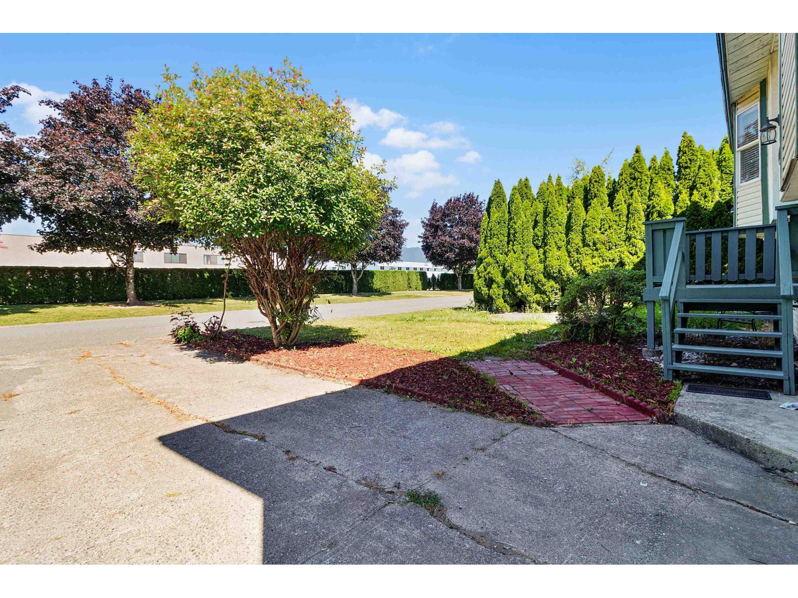 8852 Charles Street Property Photo 31