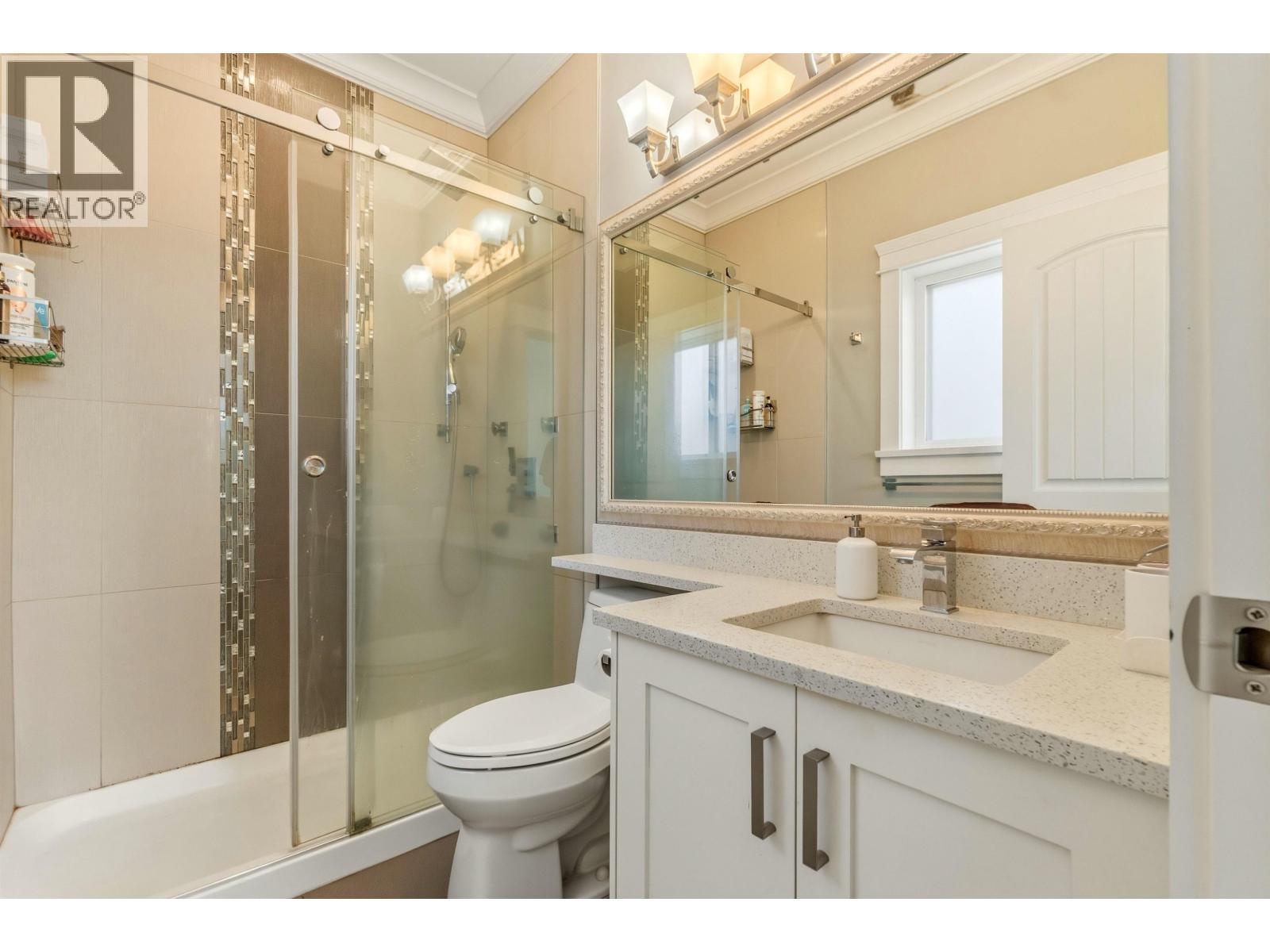 331 E Eighth Avenue Property Photo 21