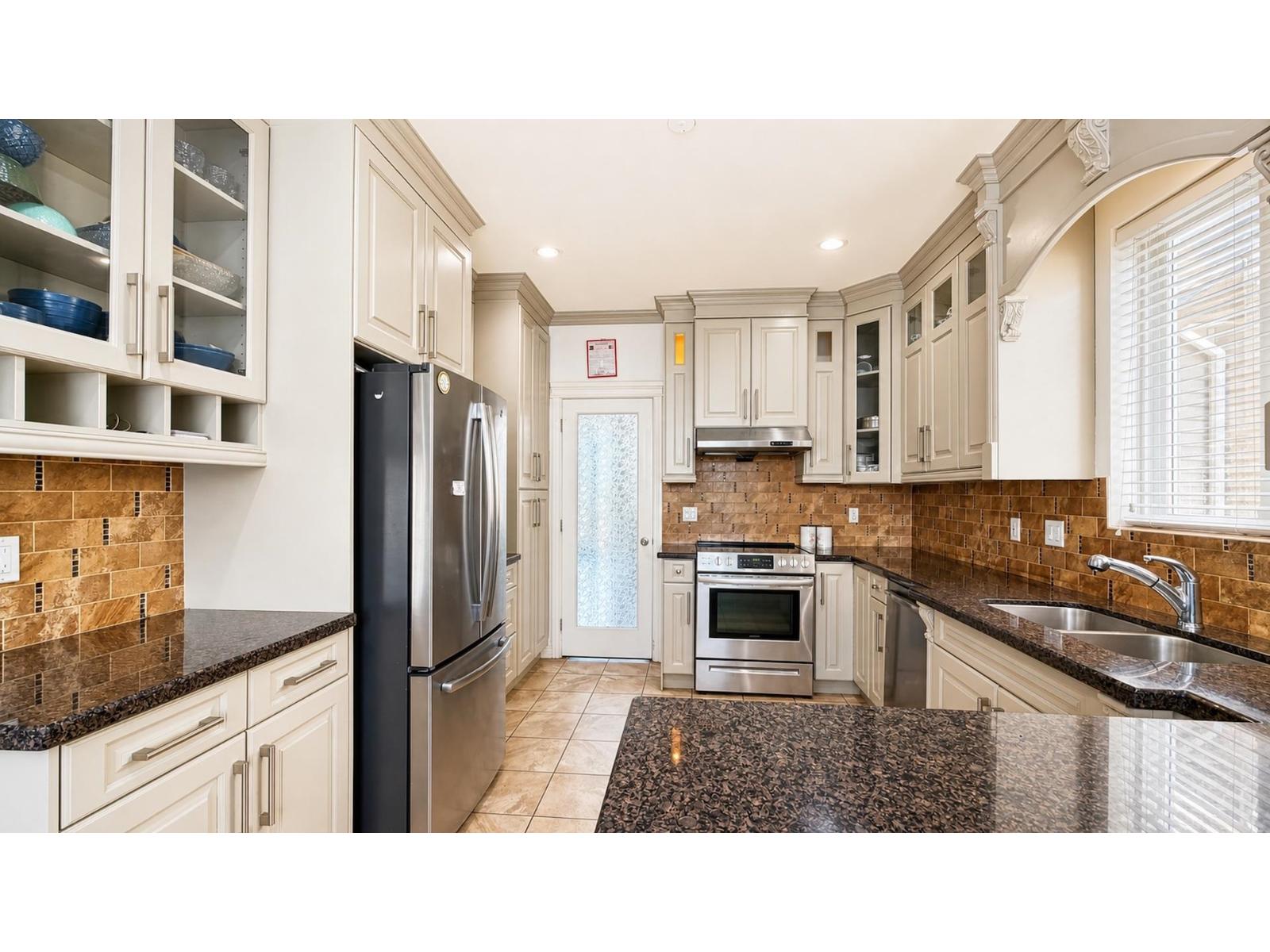 12579 66 Avenue Property Photo 10