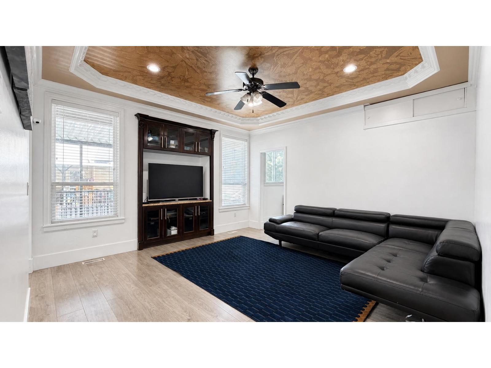 12579 66 Avenue Property Photo 14