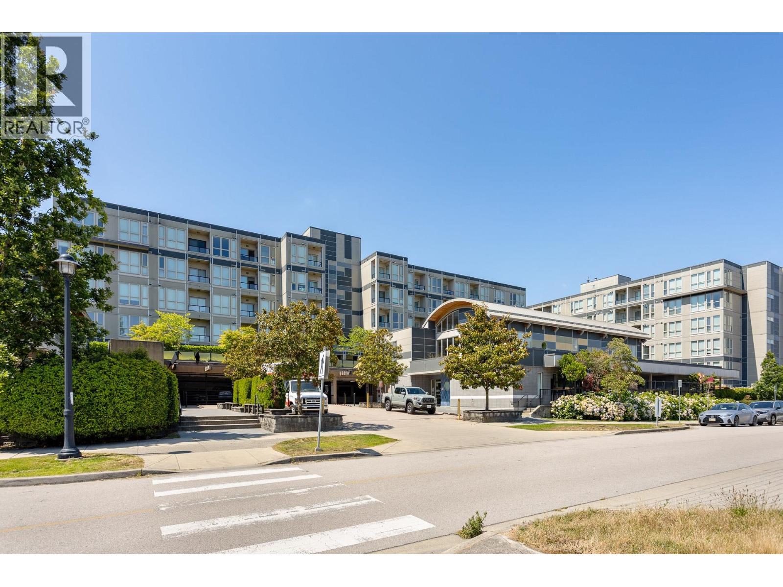 562 4099 STOLBERG STREET Property Photo 1