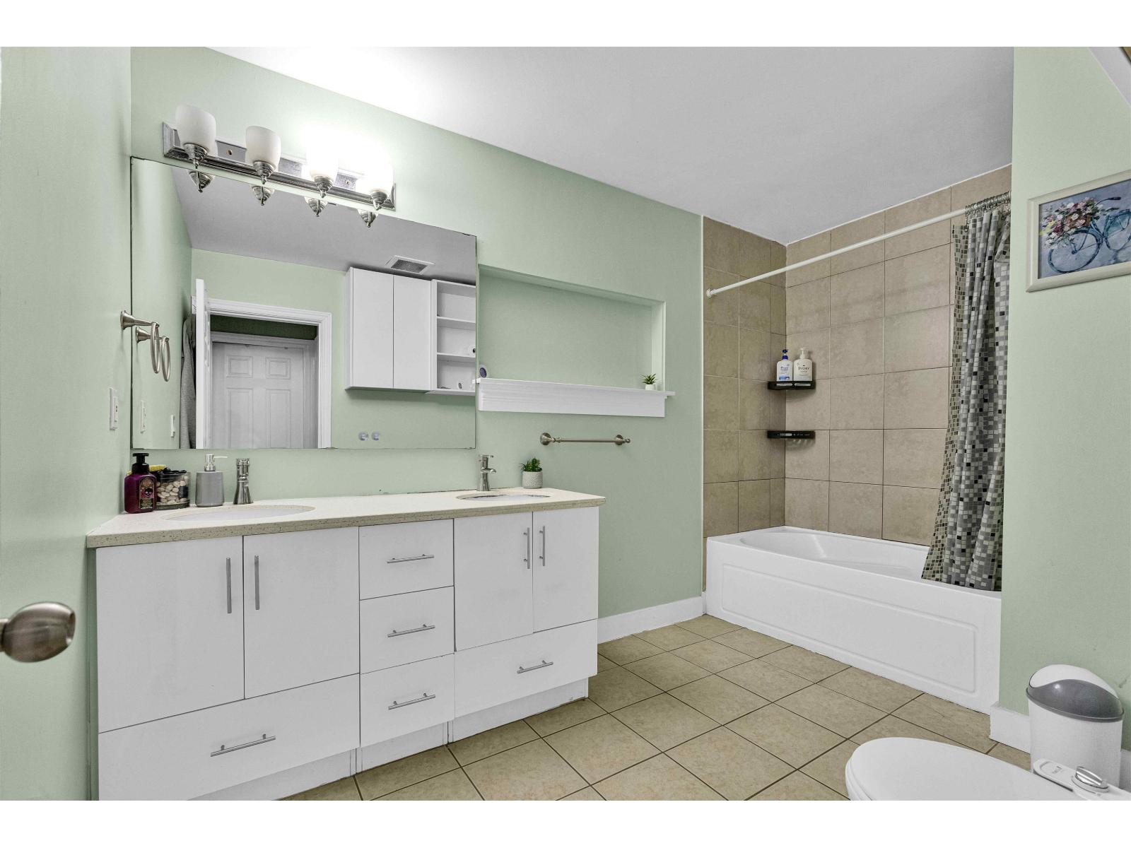 12943 112 Avenue Property Photo 17
