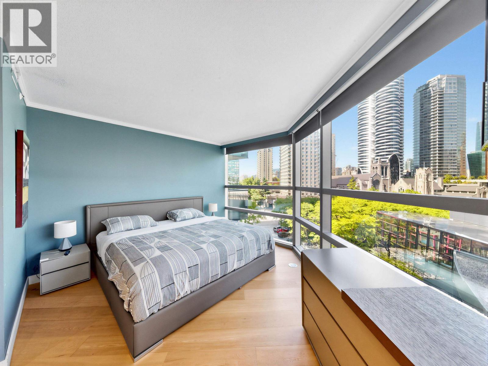708 1050 Burrard Street Property Photo 10