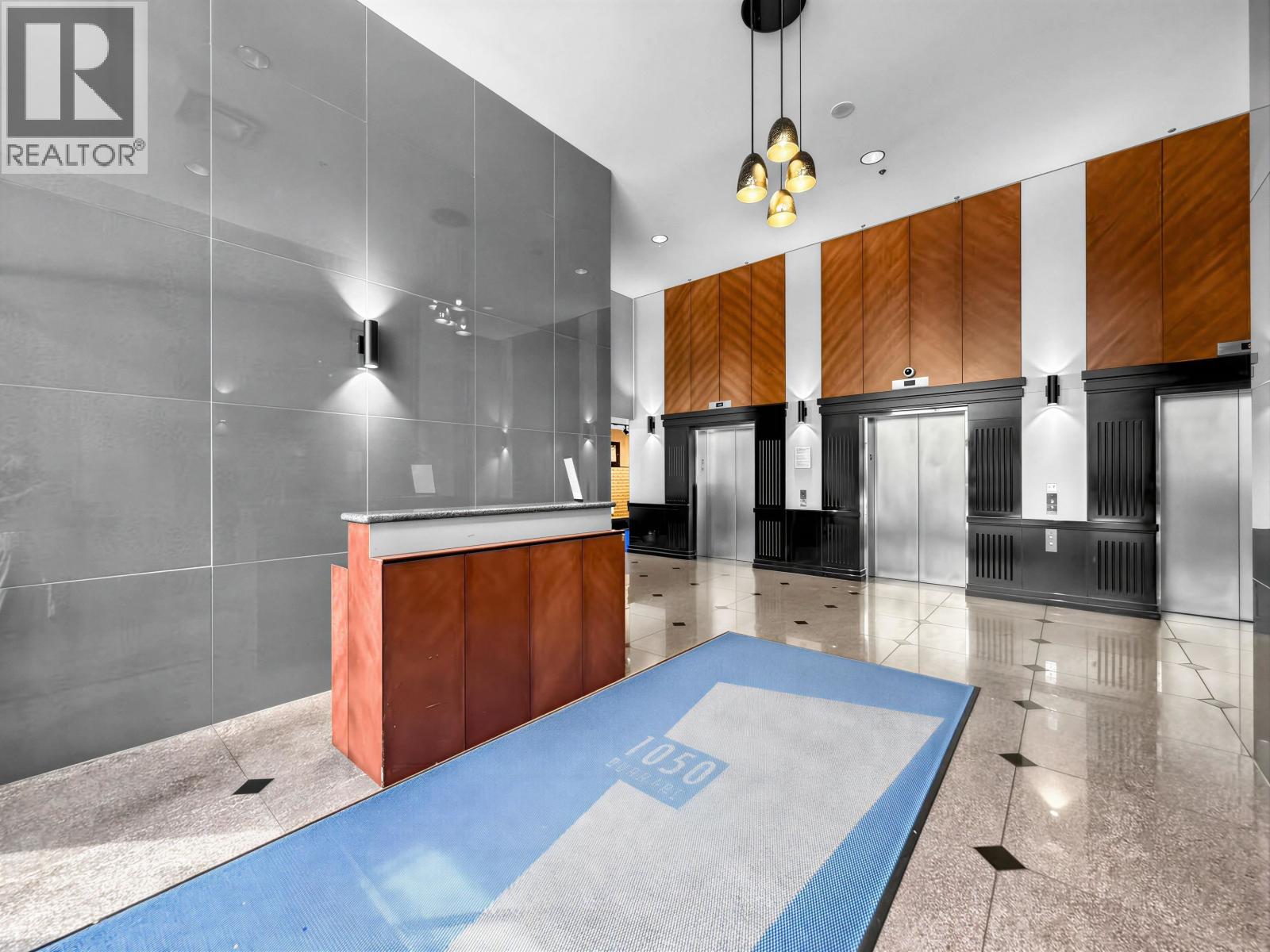 708 1050 Burrard Street Property Photo 15