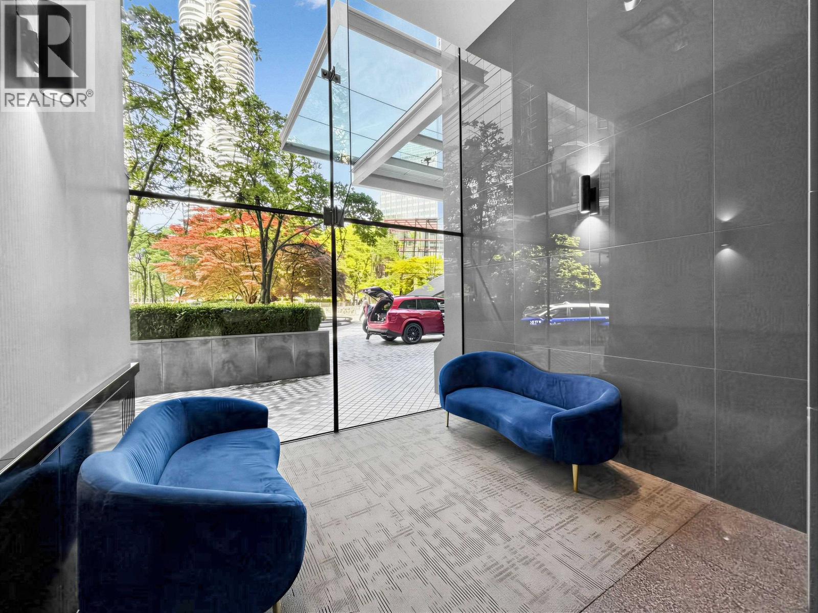 708 1050 Burrard Street Property Photo 16