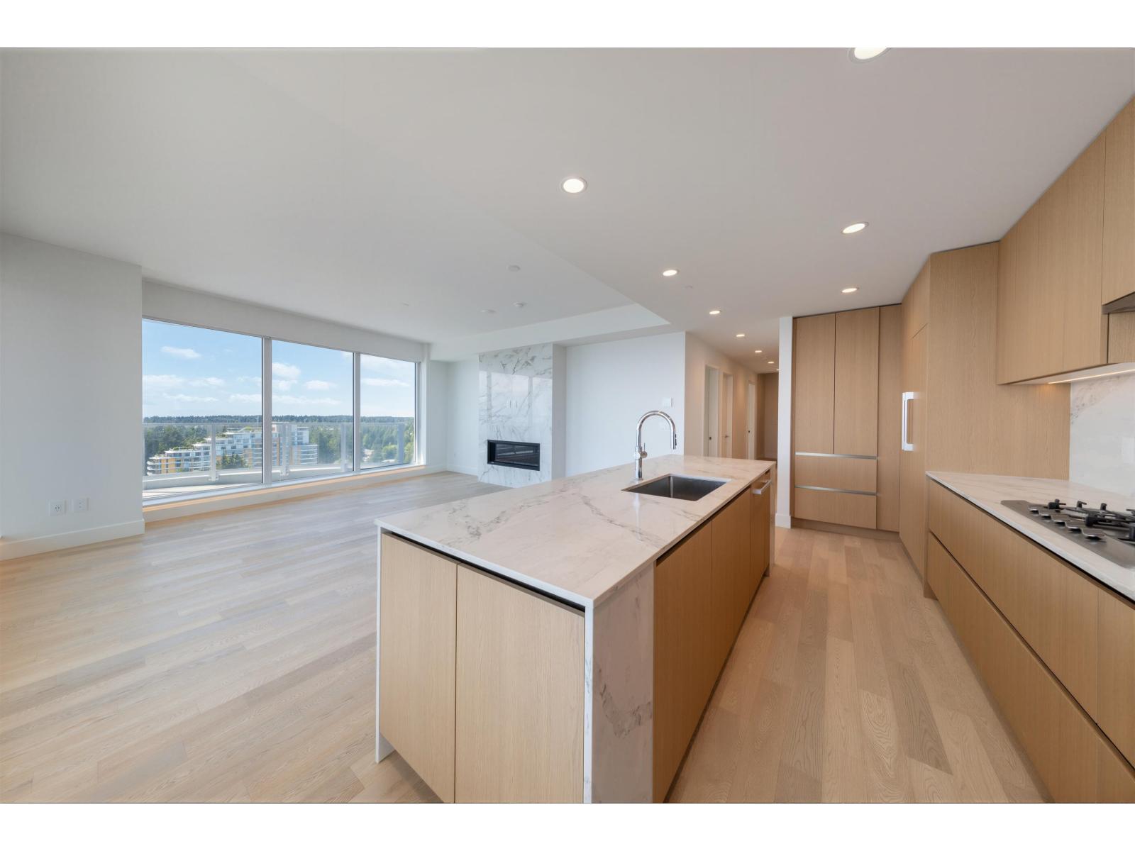 1605 1475 Foster Street Property Photo 5