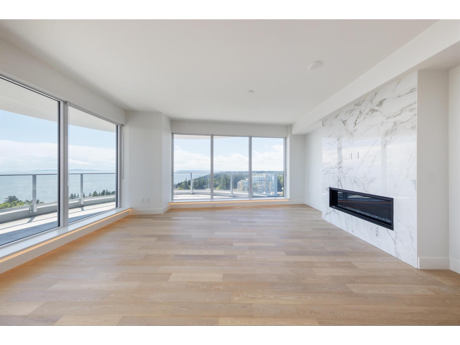 1605 1475 Foster Street Property Photo 8