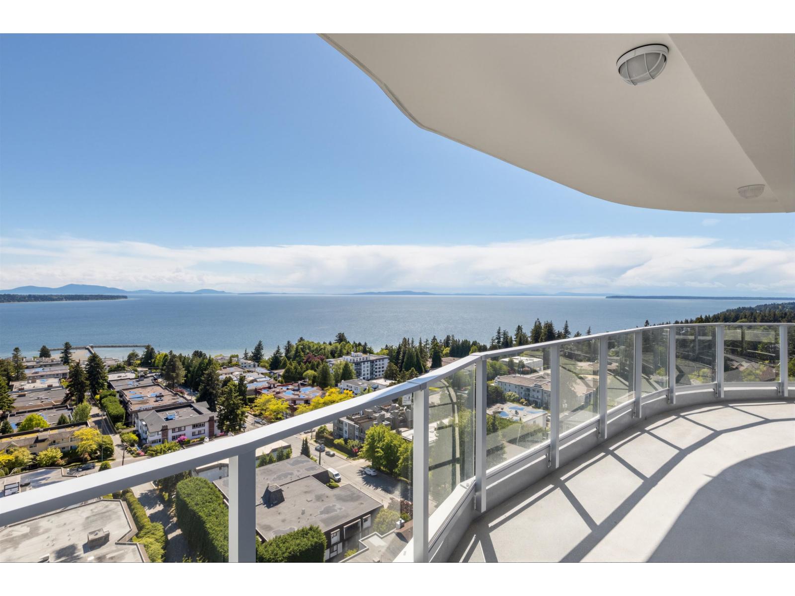 1605 1475 Foster Street Property Photo 14