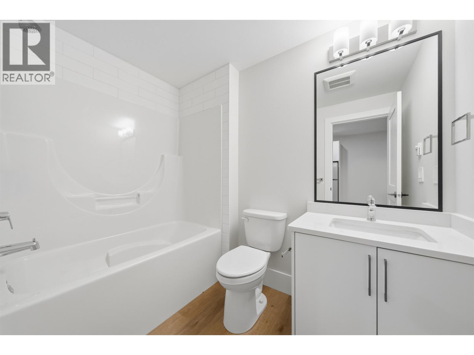 13544 Birdtail Drive Property Photo 33