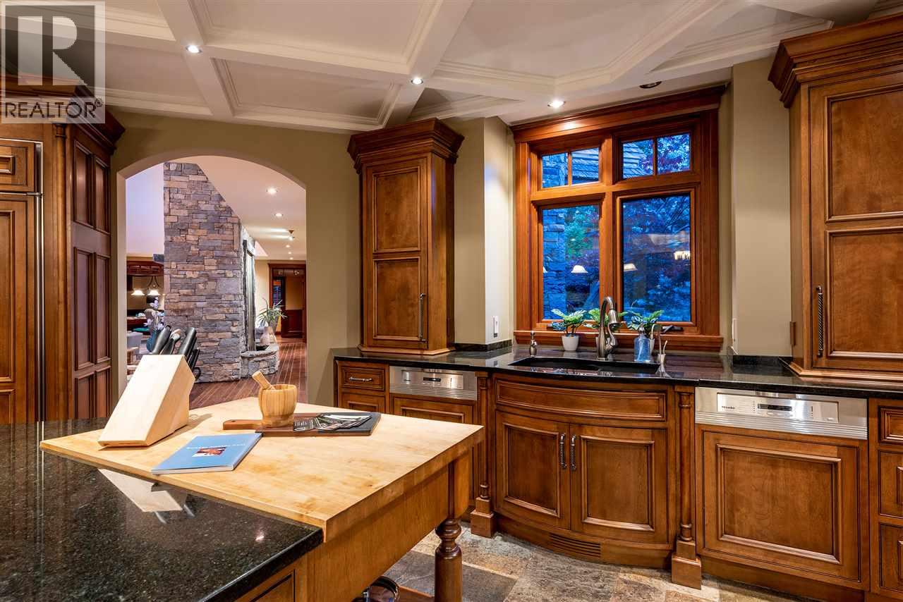6693 Tapley Place Property Photo 16