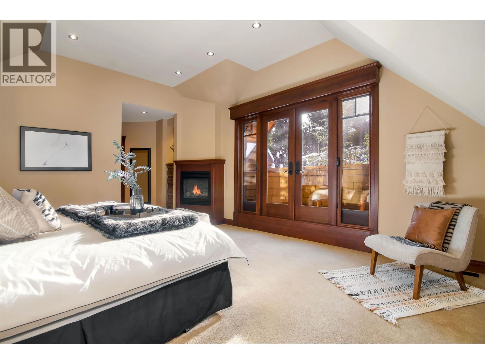 6693 Tapley Place Property Photo 26