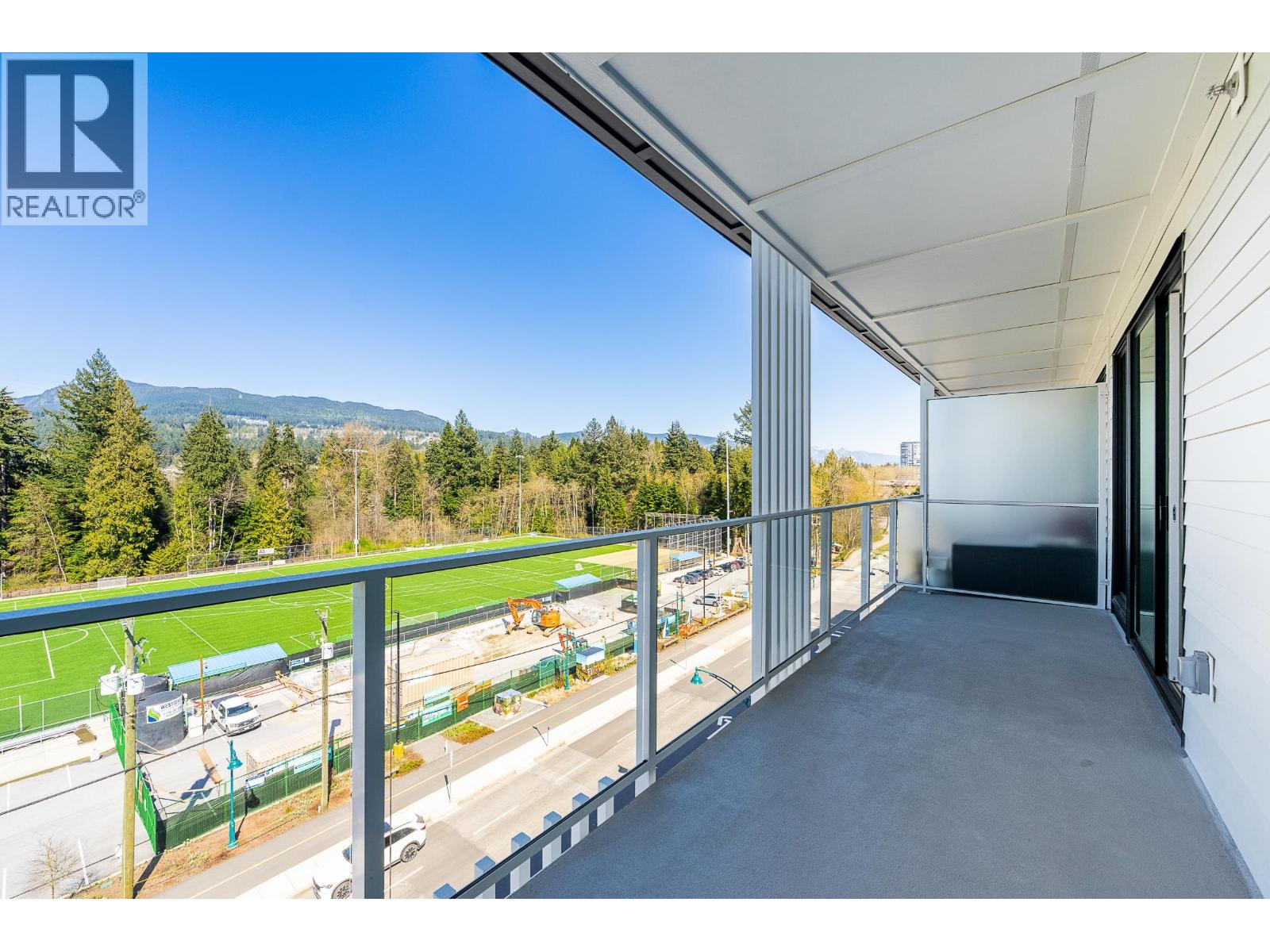 614 3075 Murray Street Property Photo 9