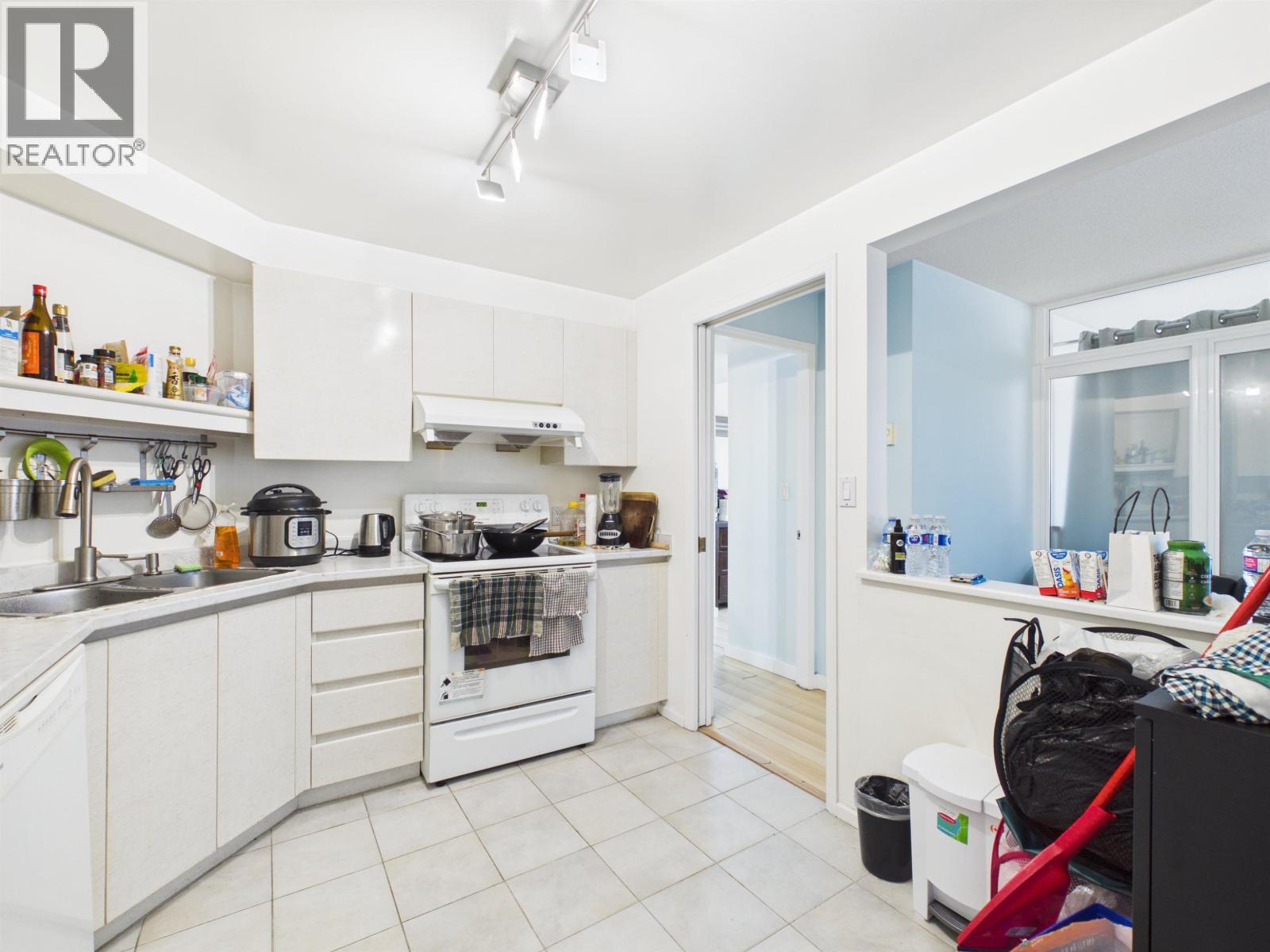 602 7995 Westminster Highway Property Photo 15