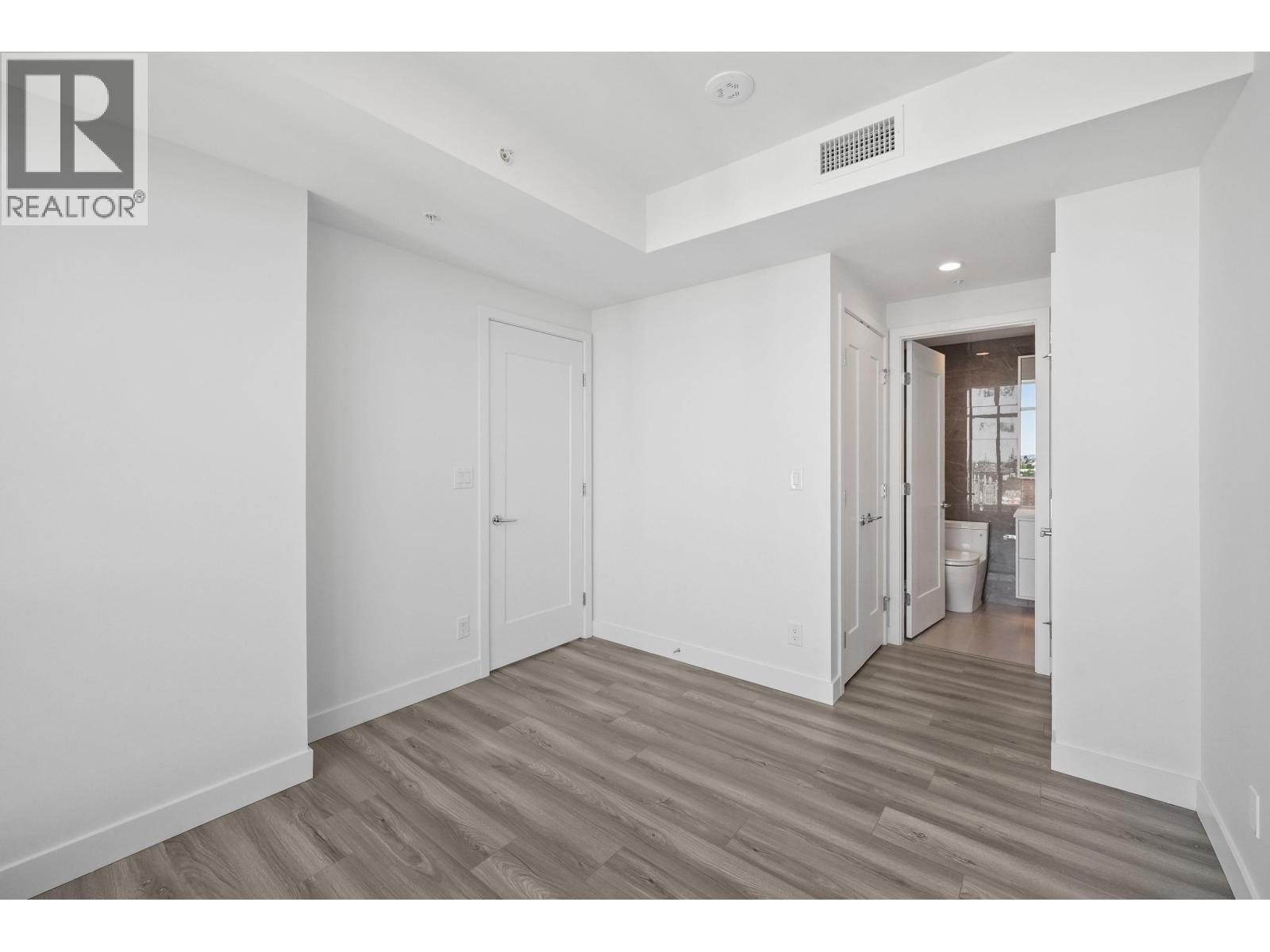 2801 2381 Beta Avenue Property Photo 13