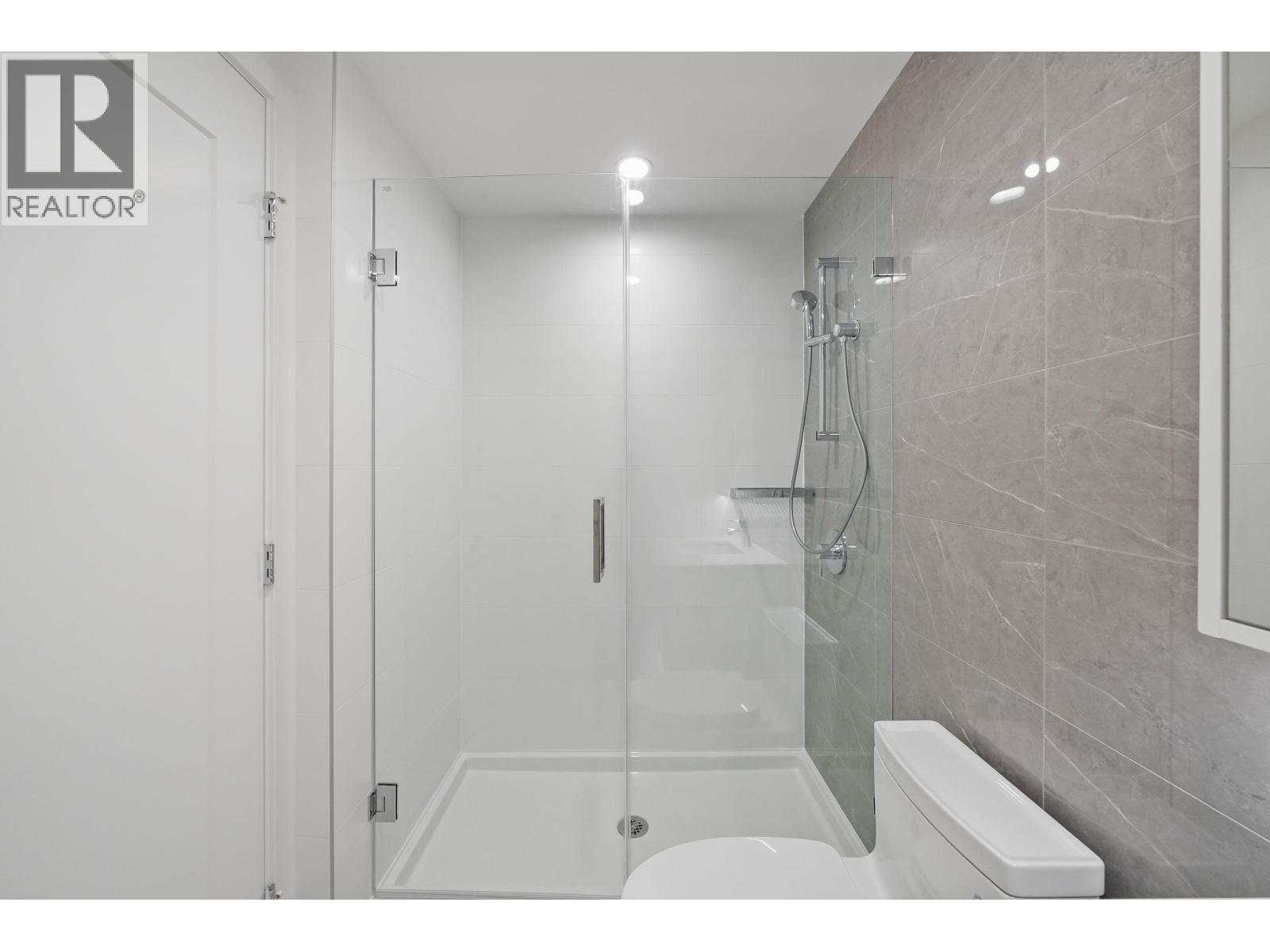 2801 2381 Beta Avenue Property Photo 15
