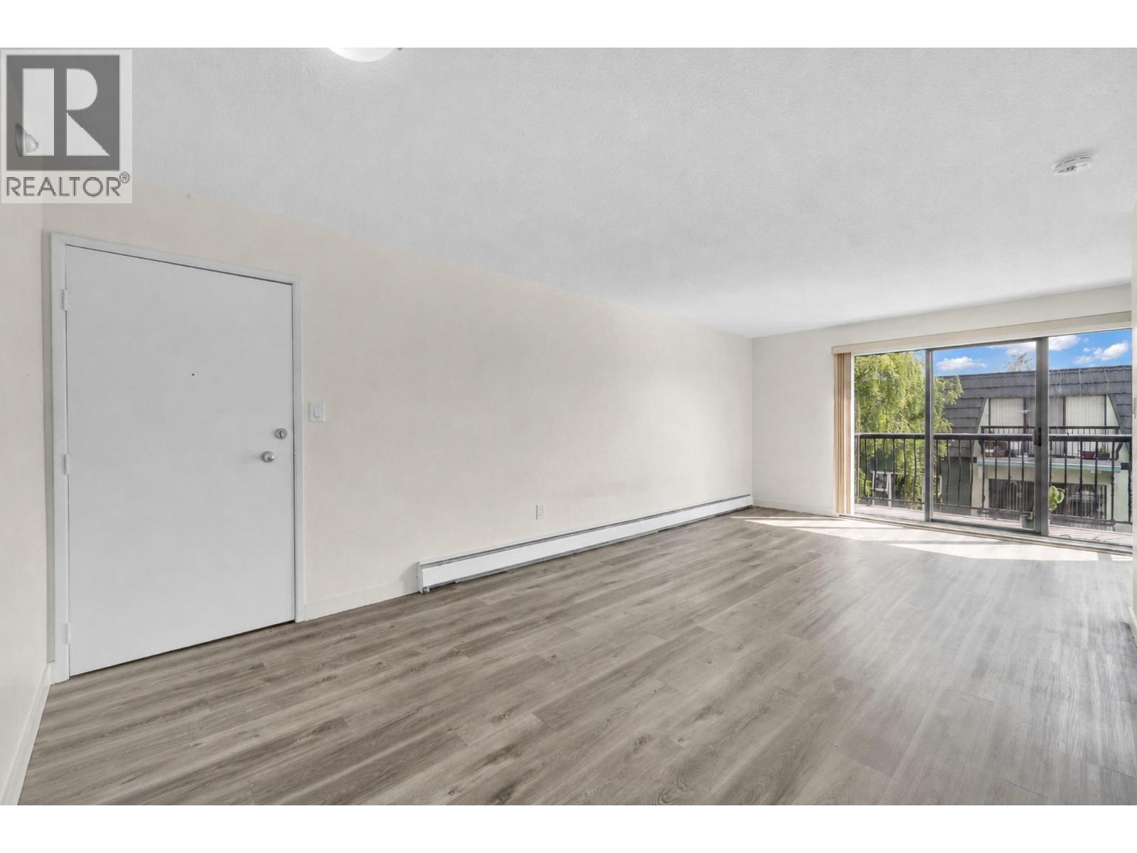 349 8111 Ryan Road Property Photo 14
