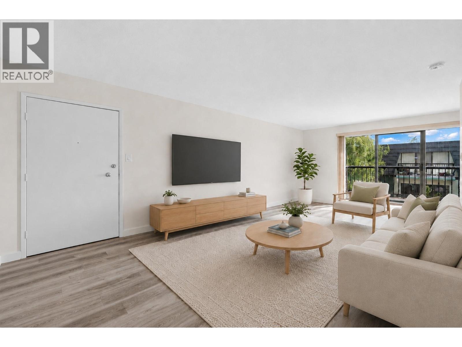 349 8111 Ryan Road Property Photo 15