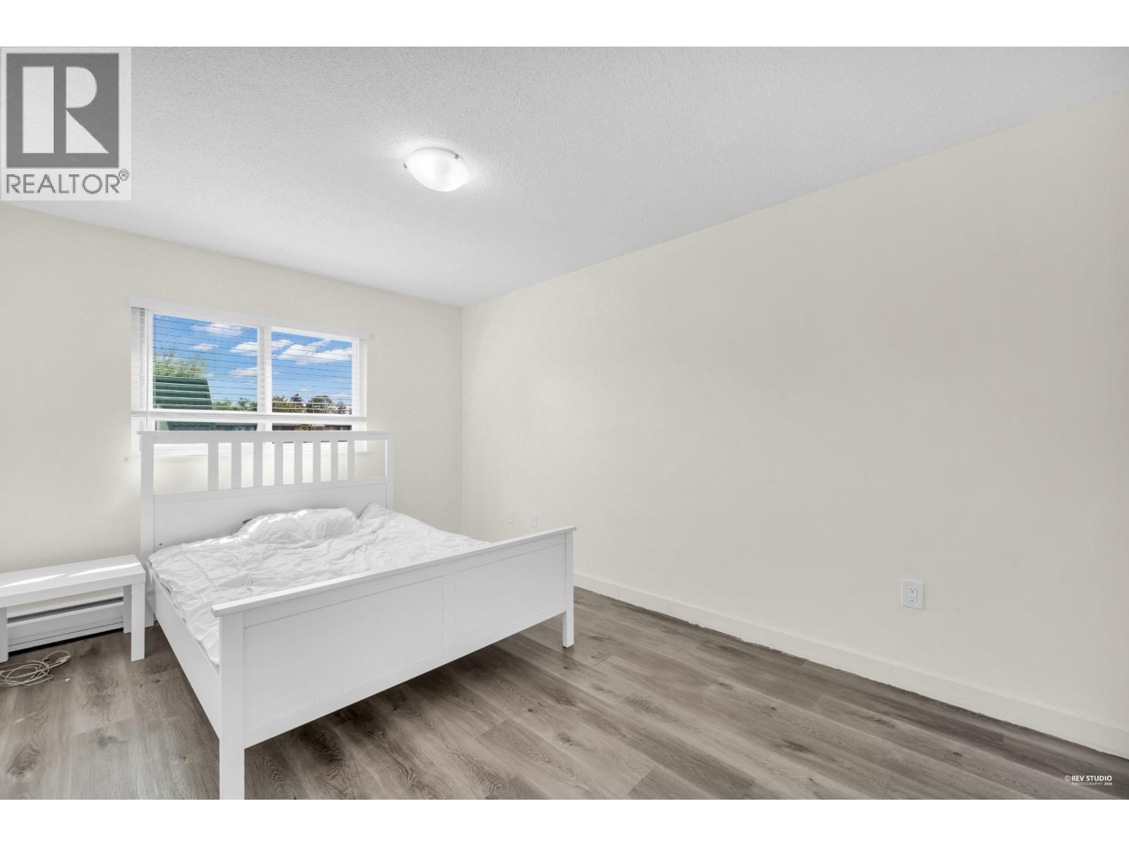 349 8111 Ryan Road Property Photo 18