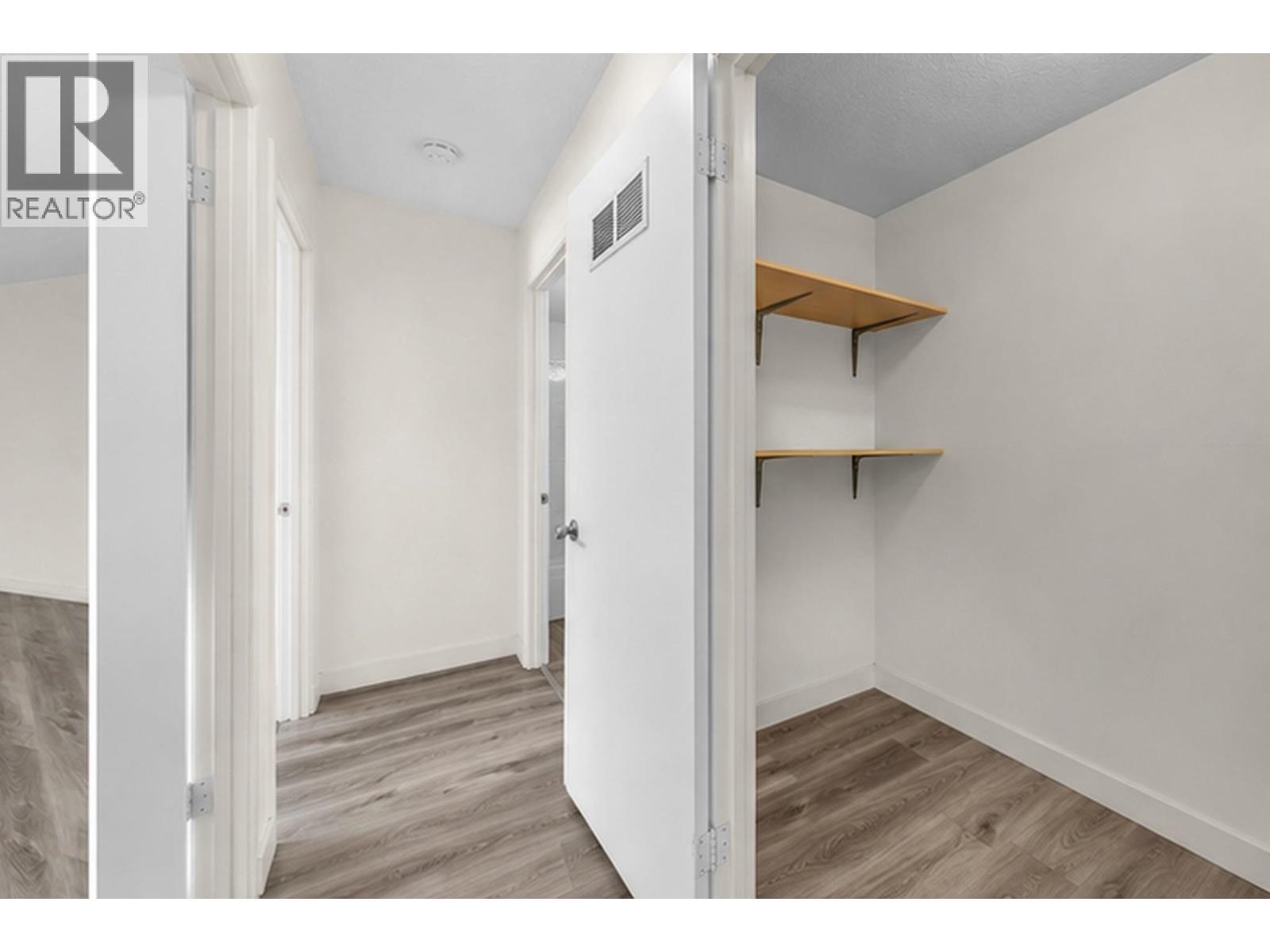 349 8111 Ryan Road Property Photo 23