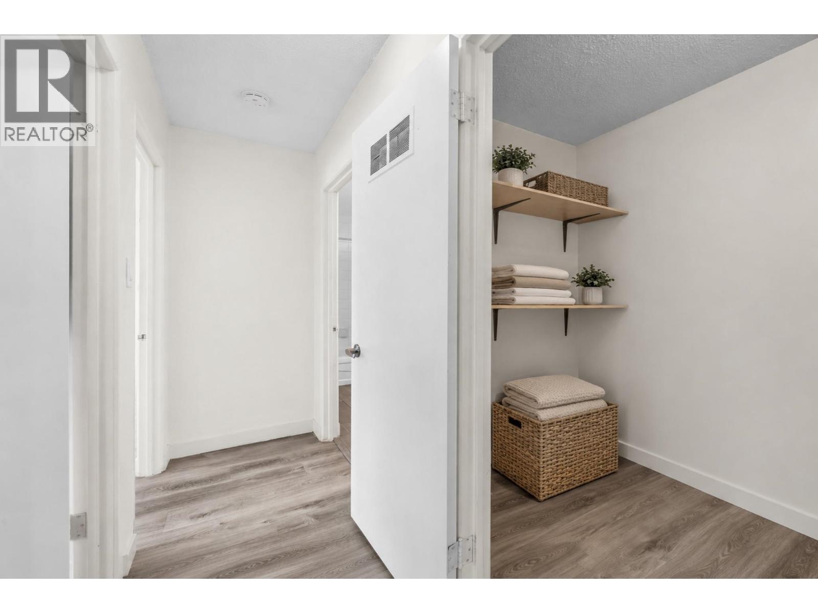 349 8111 Ryan Road Property Photo 24