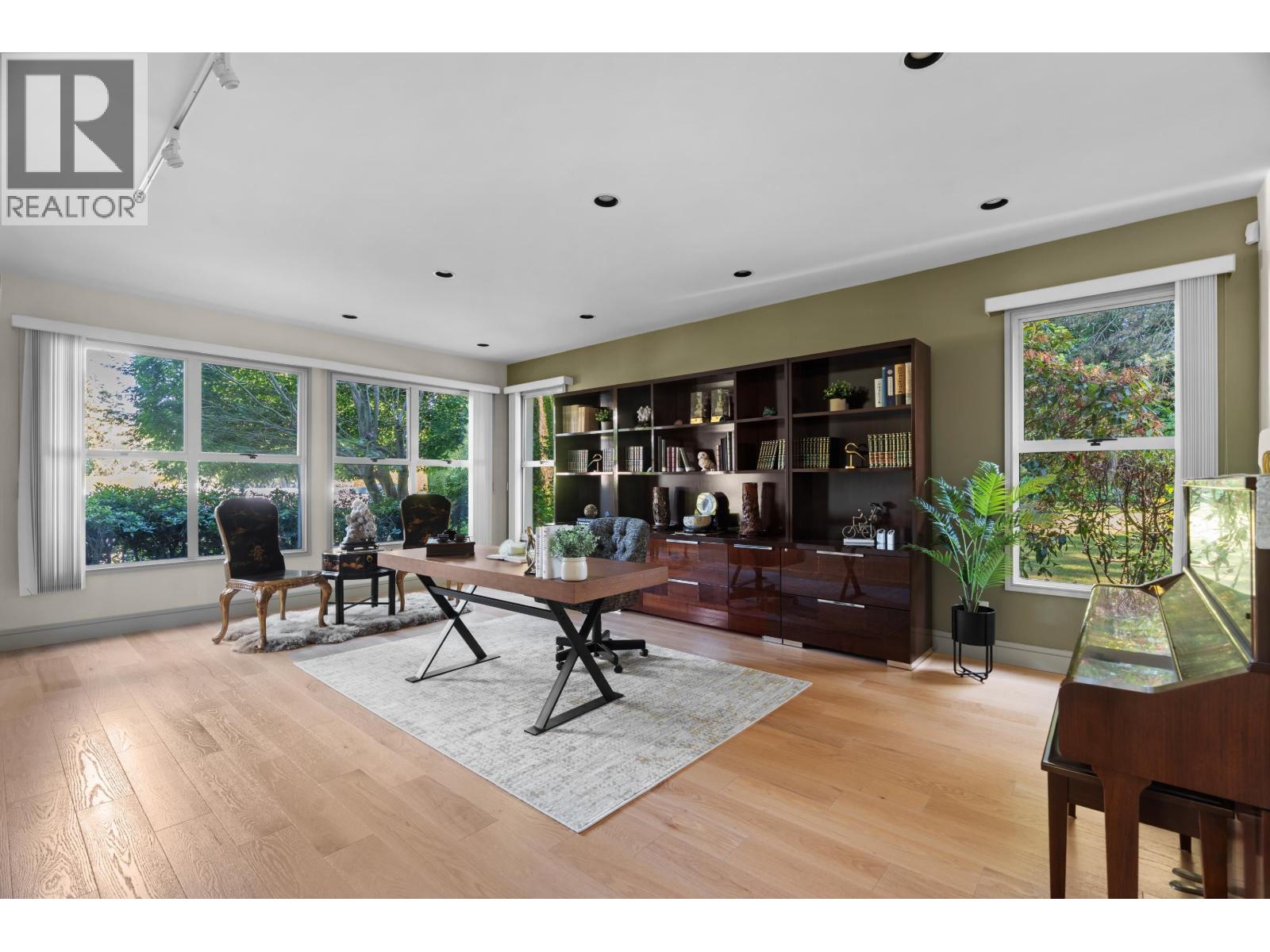 1575 Acadia Road Property Photo 15