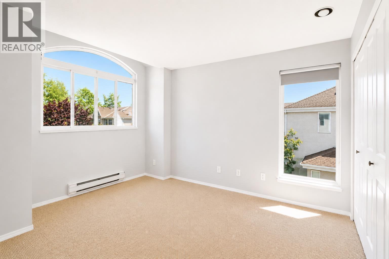 51 5840 Dover Crescent Property Photo 23