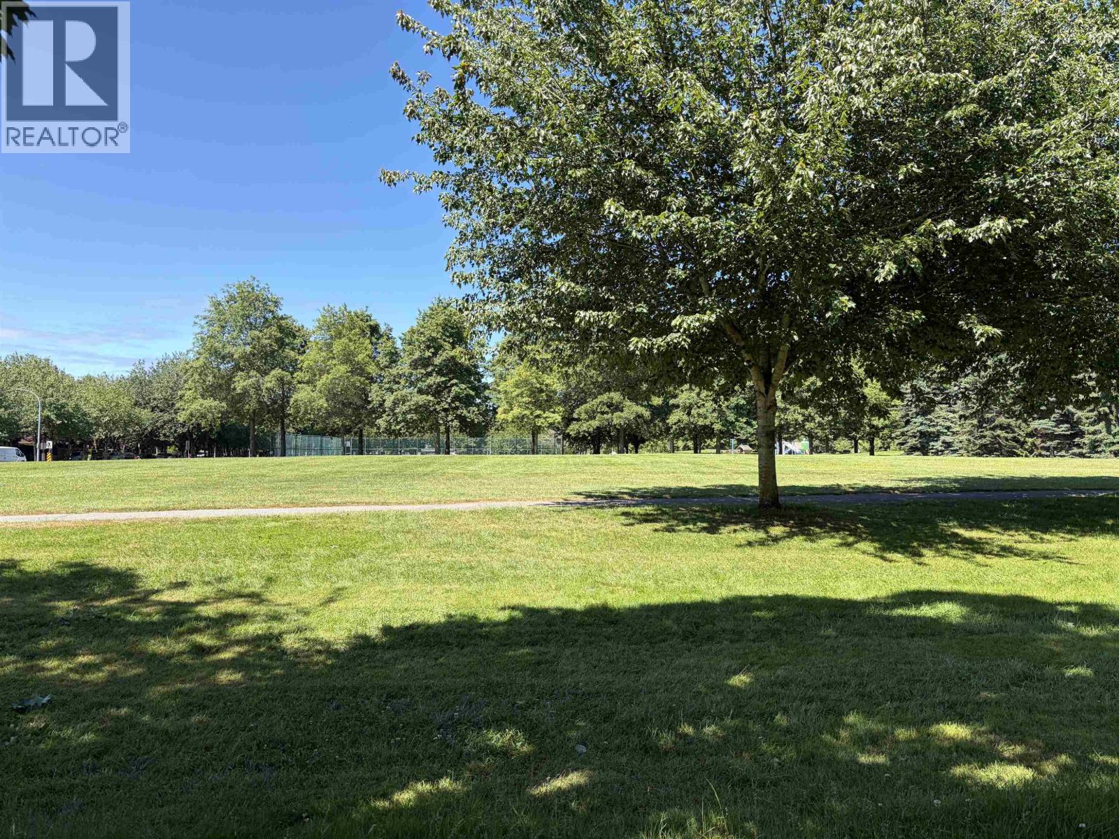 51 5840 Dover Crescent Property Photo 28