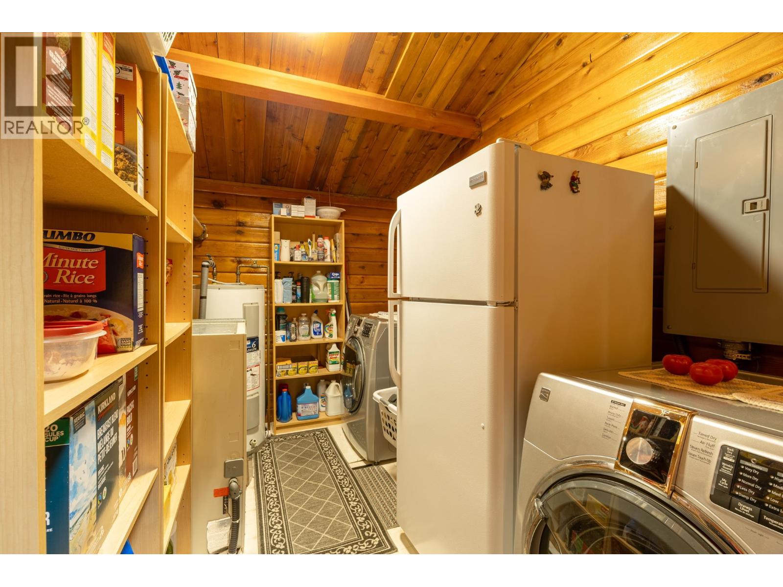 8210 S 5 Highway Property Photo 5