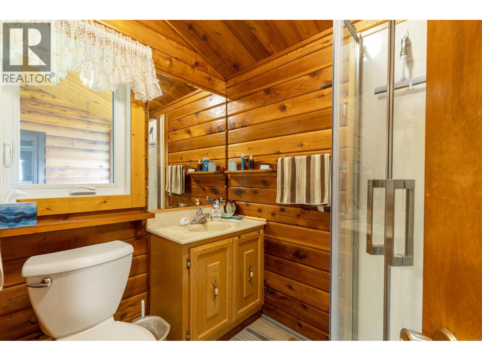 8210 S 5 Highway Property Photo 18