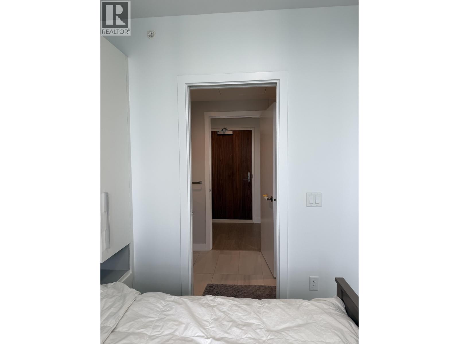2801 6537 Telford Avenue Property Photo 7