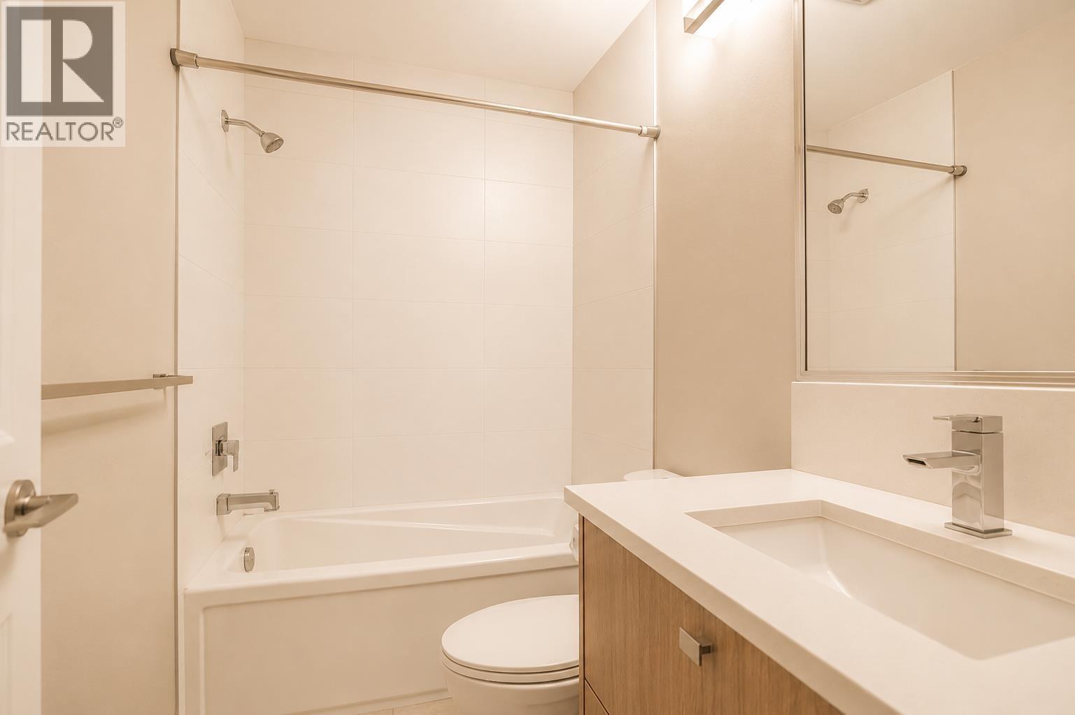 5 6333 Alder Street Property Photo 6