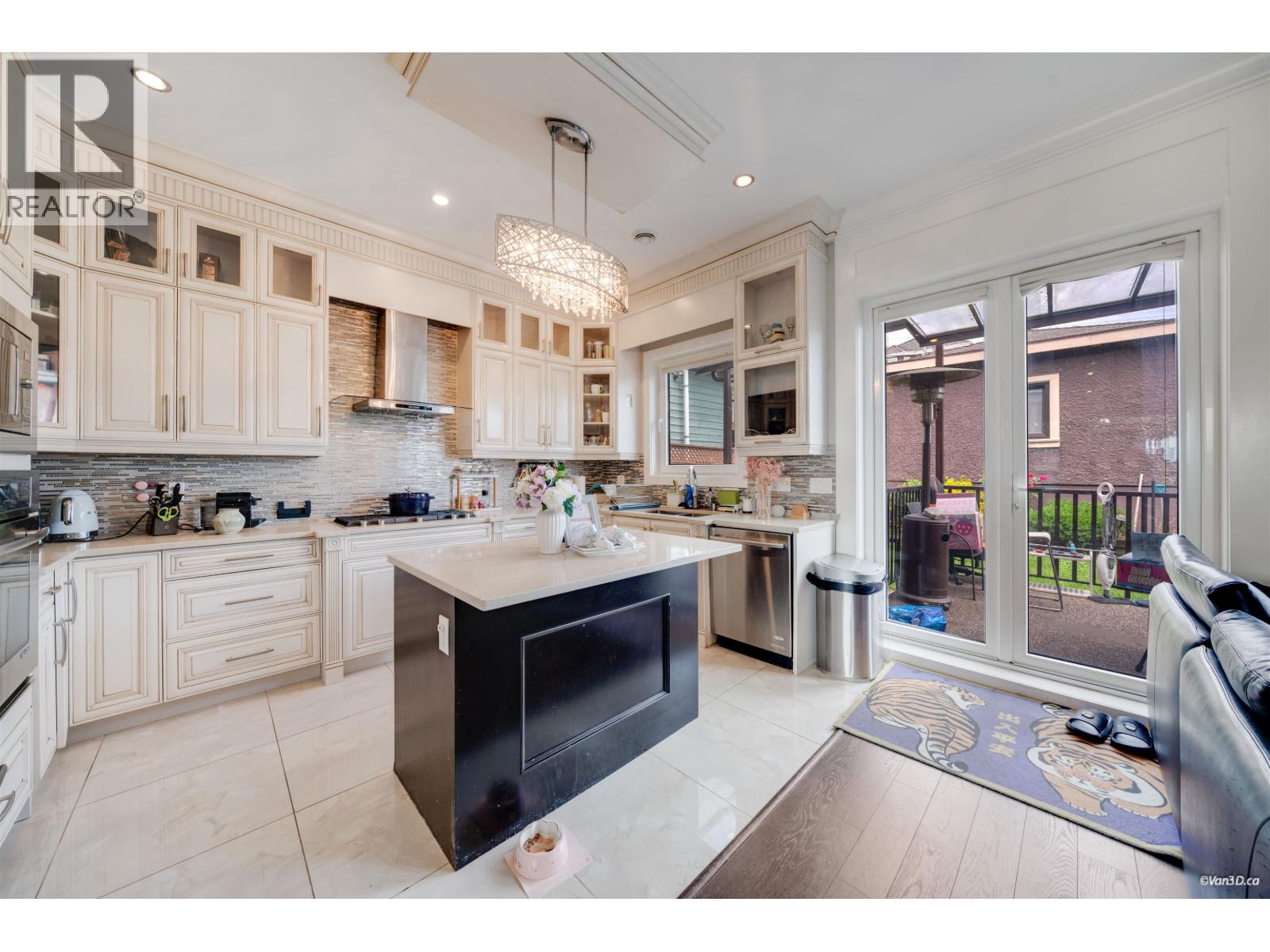8 Glynde Avenue Property Photo 16