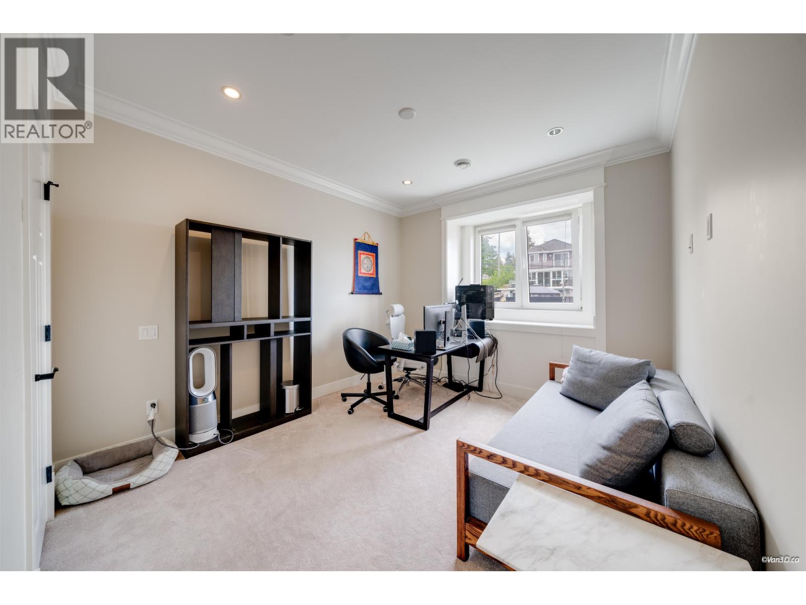 8 Glynde Avenue Property Photo 23