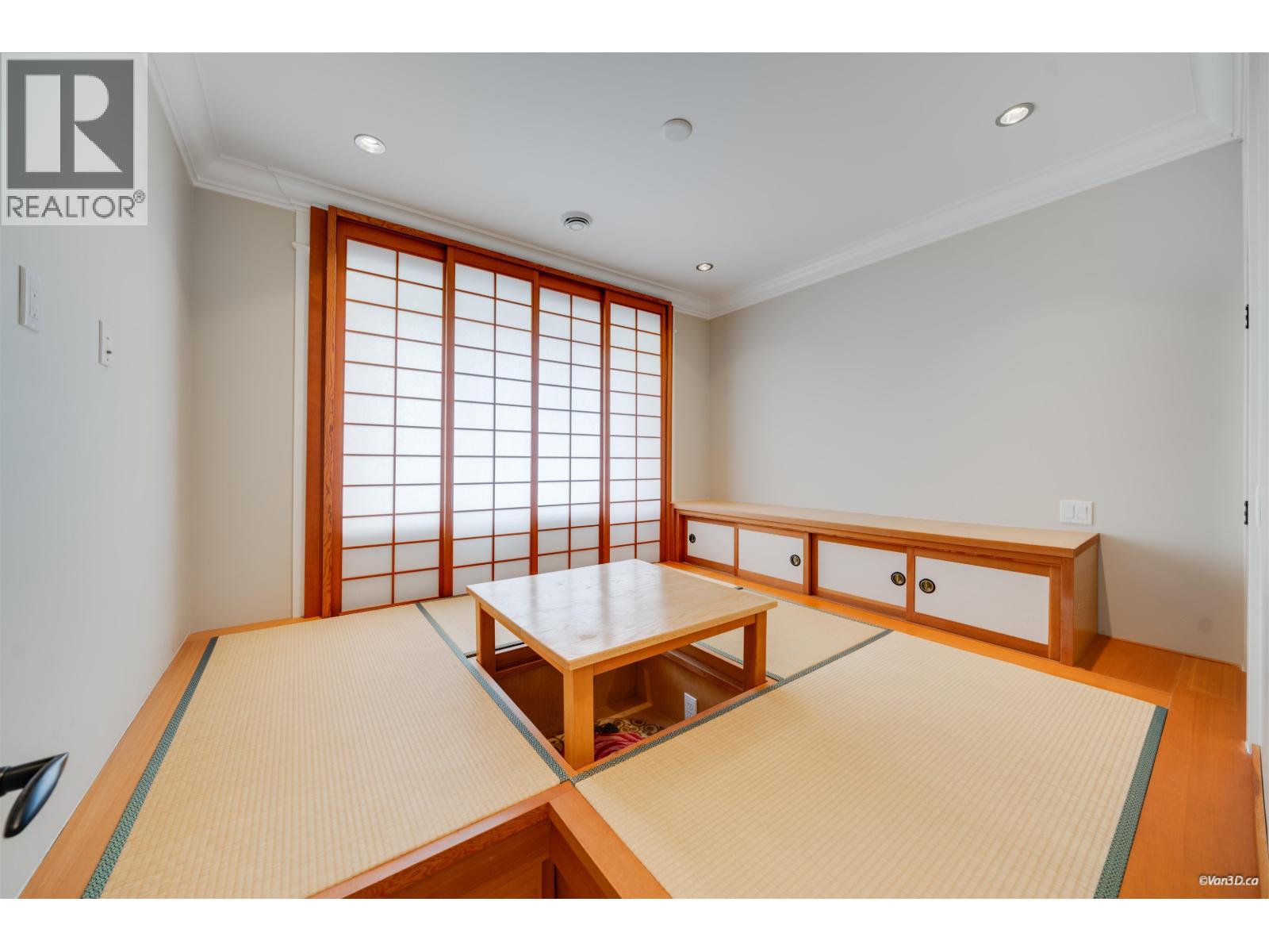 8 Glynde Avenue Property Photo 25