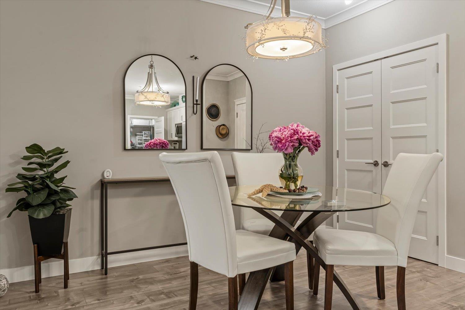 45630 Spadina Avenue #104 Property Photo 3