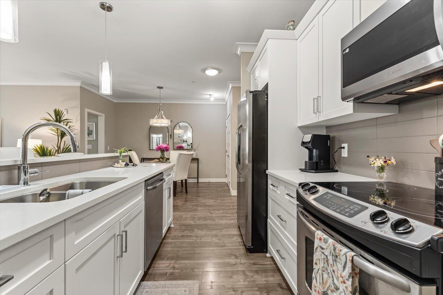 45630 Spadina Avenue #104 Property Photo 7