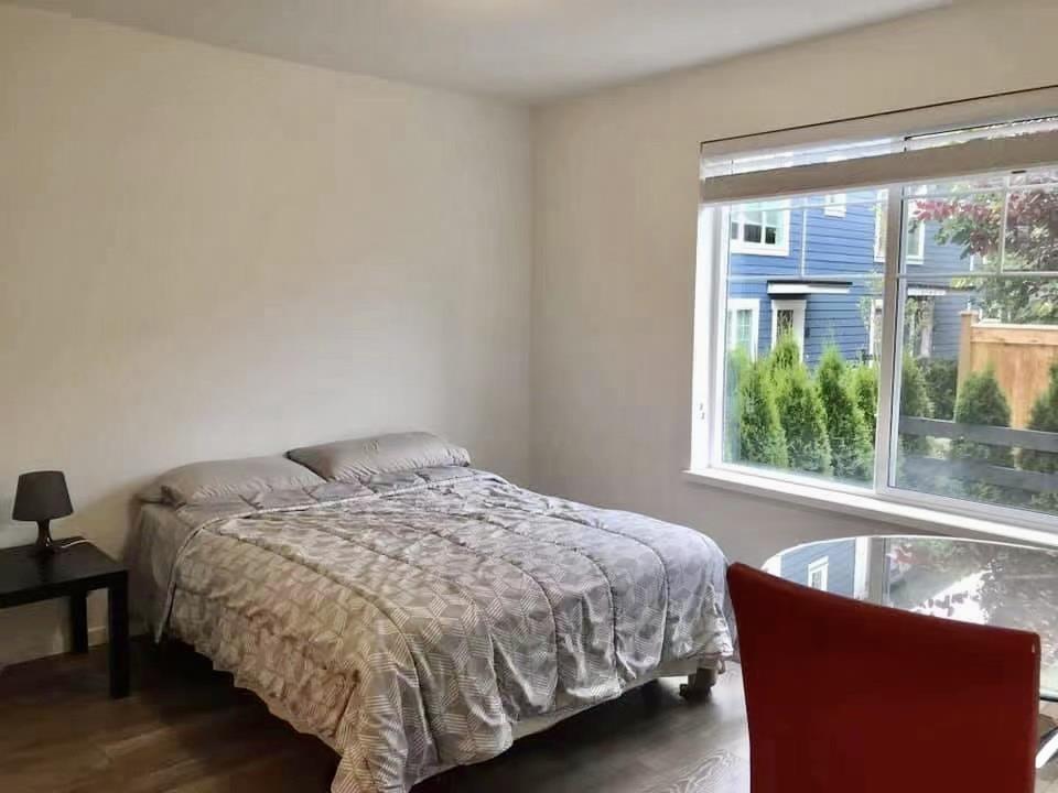 26 16337 15 Avenue Property Photo 27