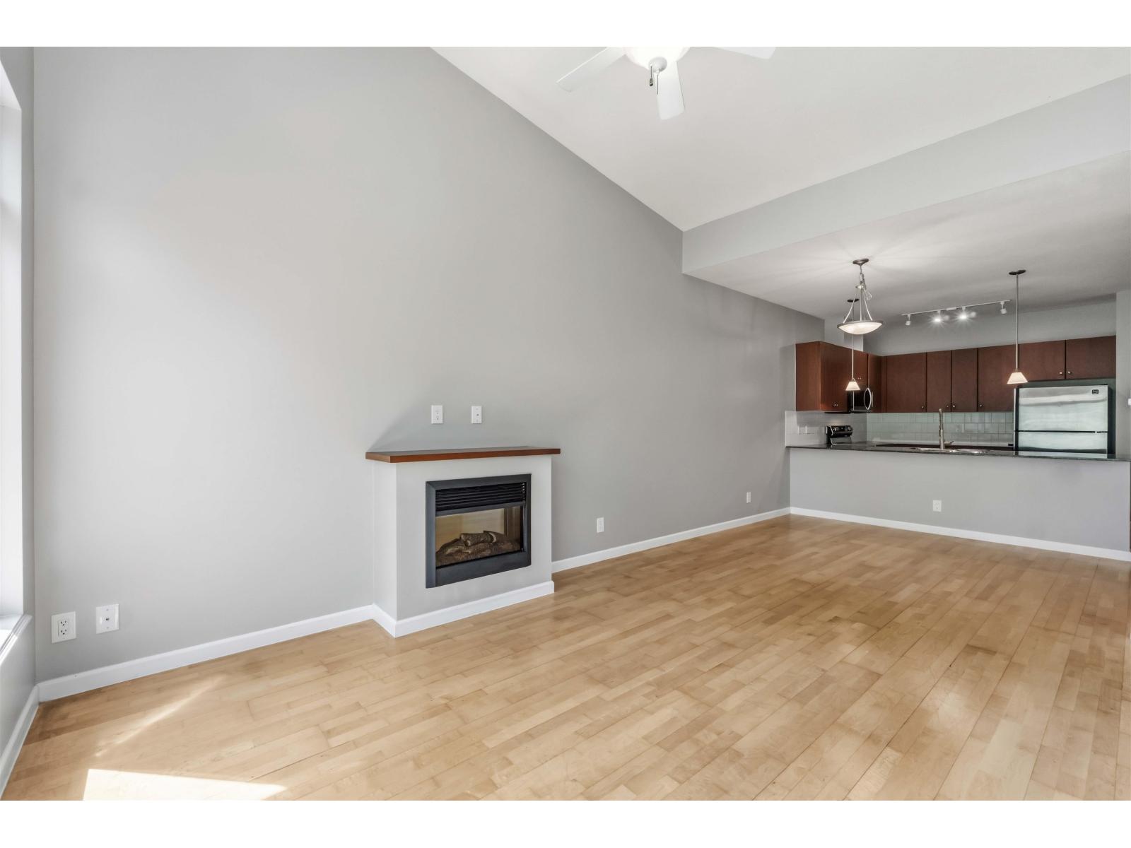 421 15385 101a Avenue Property Photo 13