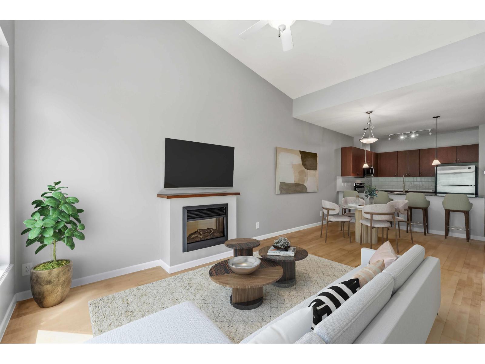 421 15385 101a Avenue Property Photo 14