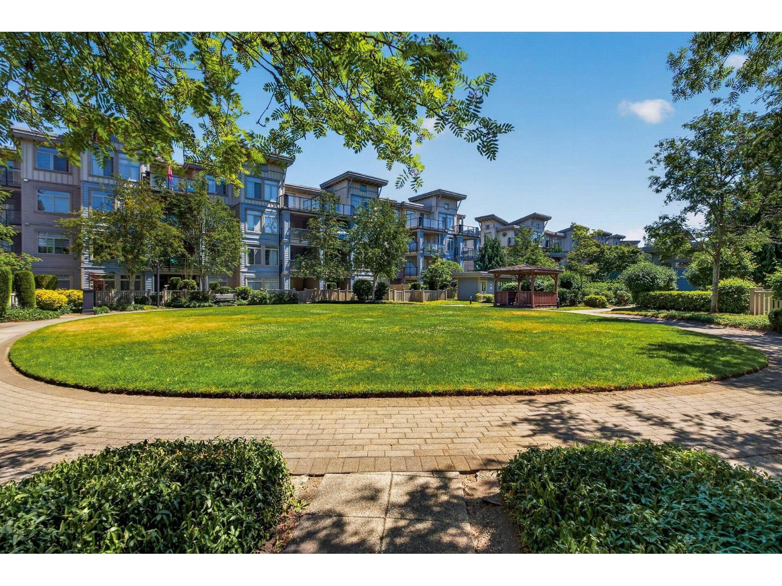 421 15385 101a Avenue Property Photo 40