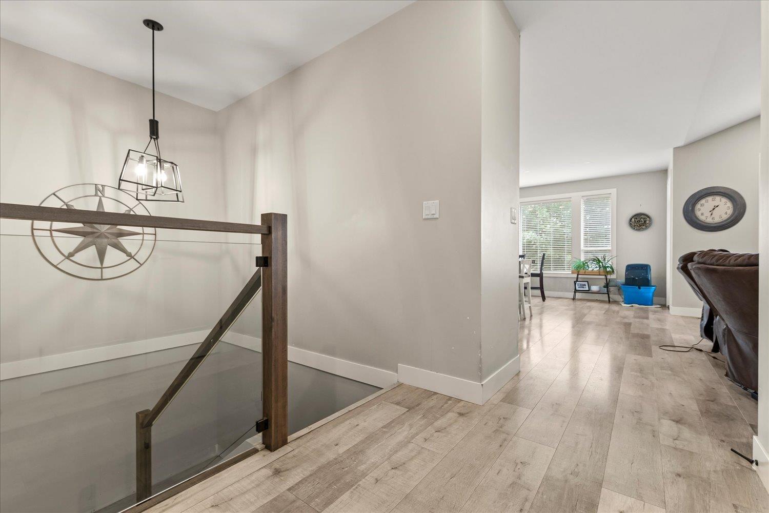 46302 Riverside Drive Property Photo 5