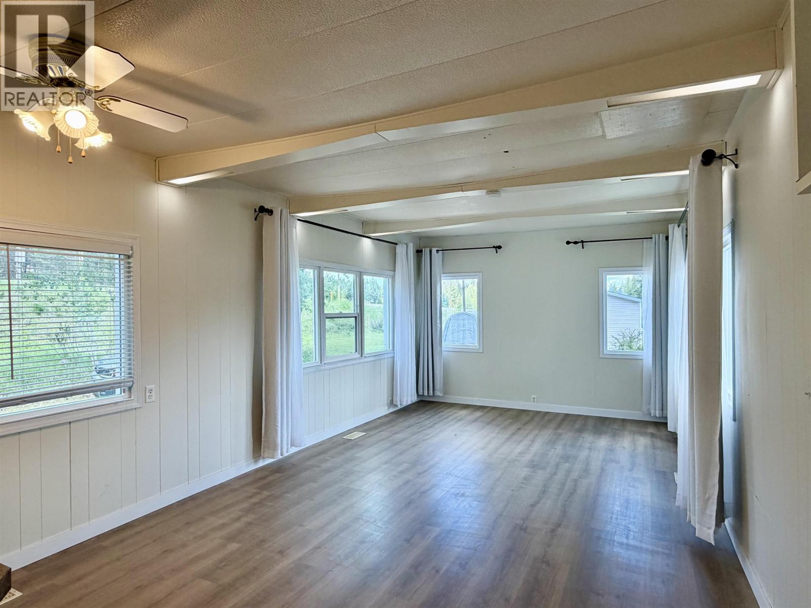 10 5506 Park Drive Property Photo 9