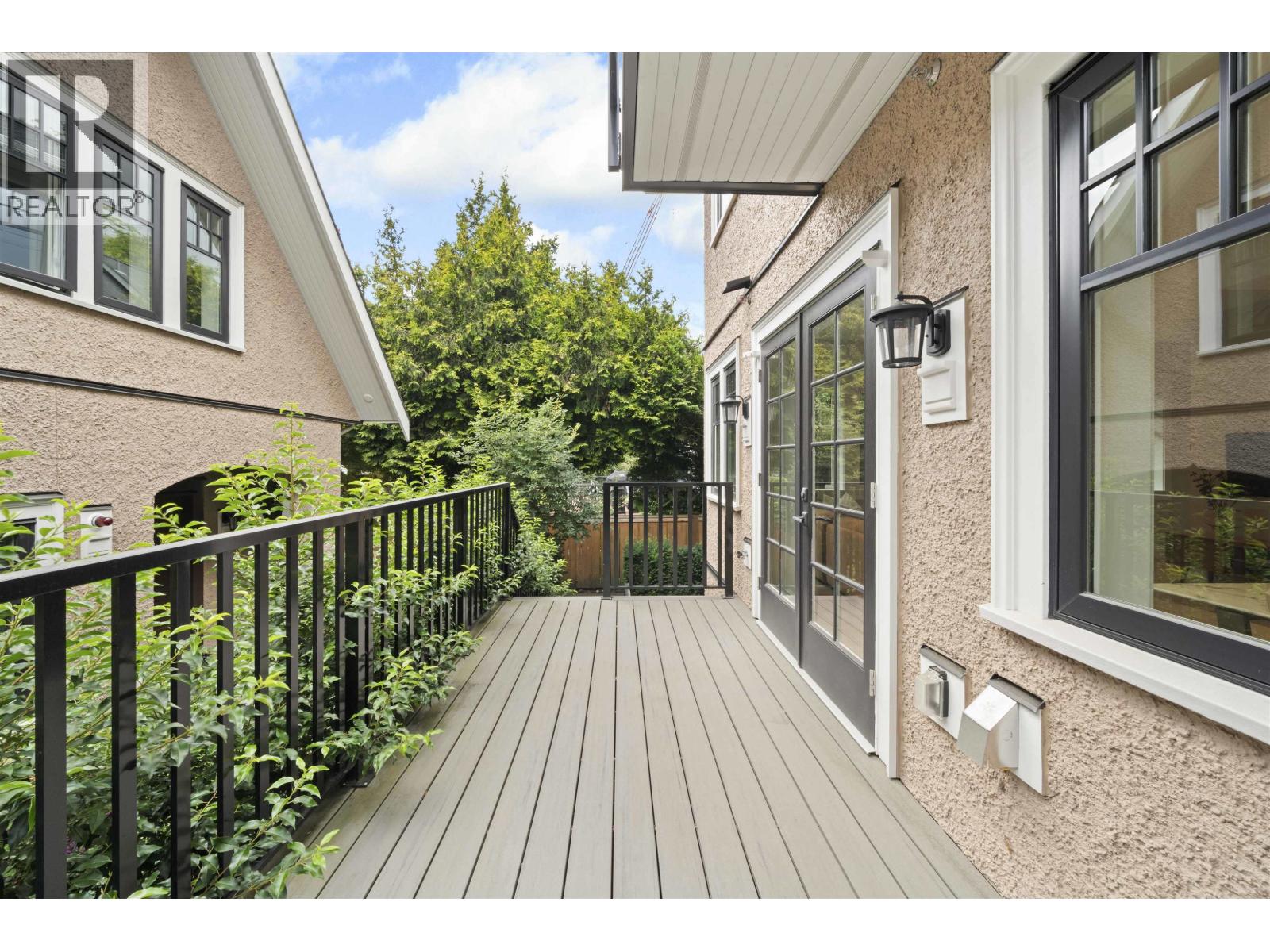 1458 W 45th Avenue Property Photo 32