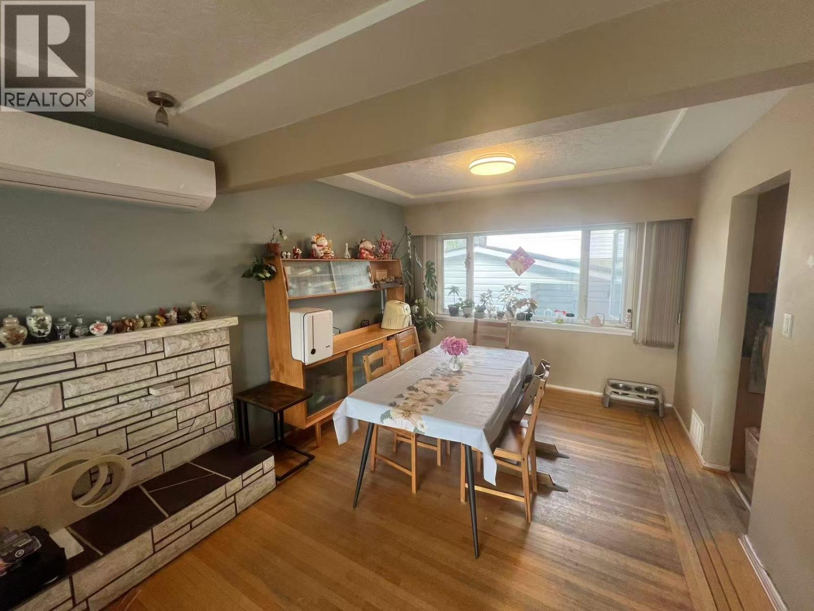 5529 Keith Street Property Photo 5