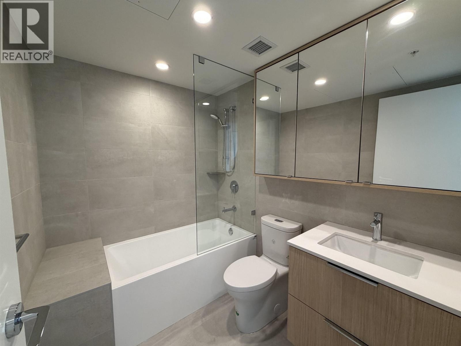 1103 2135 Springer Avenue Property Photo 9